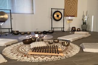 klankconcerten Kom tot rust met de trillingen van klanken en geluiden.\n